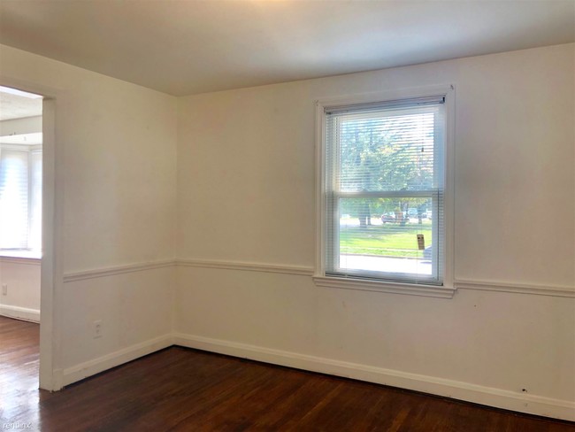 Building Photo - 3 br, 2 bath House - 1318 Woodbourne Ave