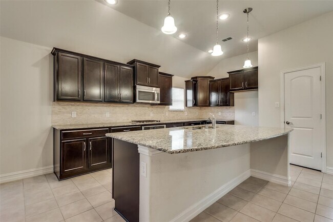 Foto del edificio - 601 Elm Creek Dr