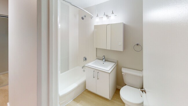 Photo du bâtiment - 8735 Selkirk