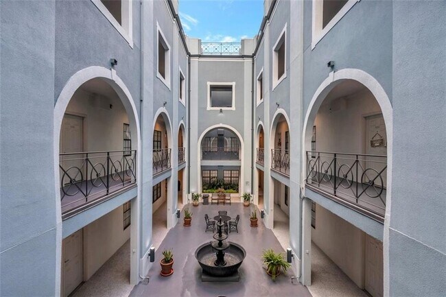 Foto del edificio - 760 Magazine St