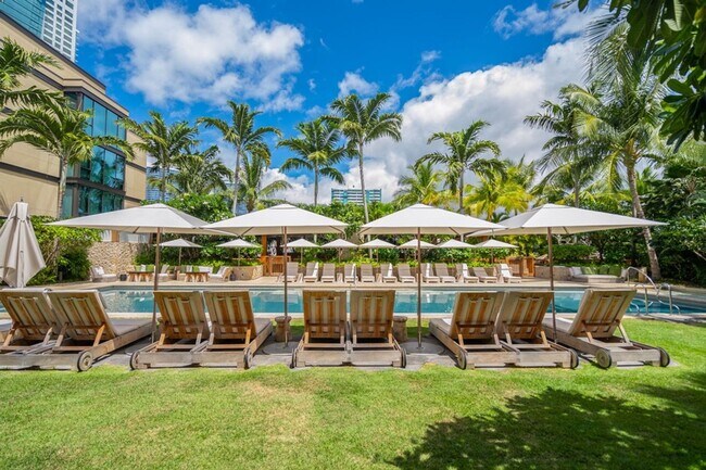 Building Photo - Park Lane Getaway by Gather: 2BR Oceanview Suite