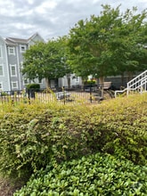 Building Photo - 14 Thomas Combs Dr