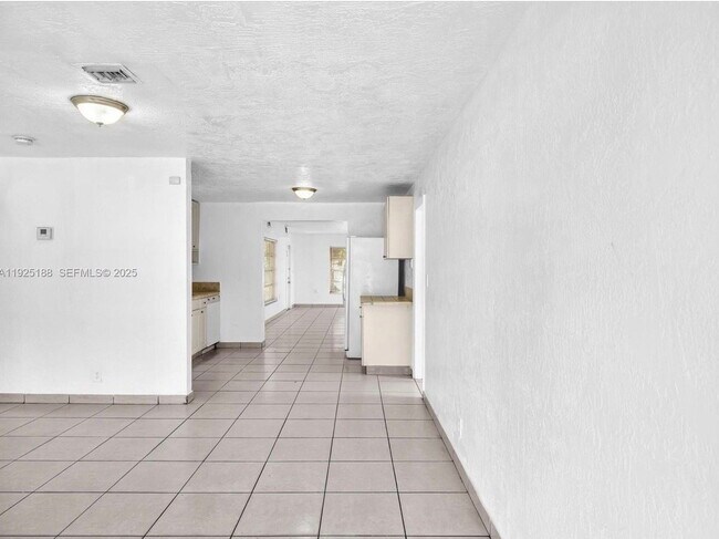 Photo - South 23rd Avenue, Hollywood, FL 33020 - 3 BR 2 BA single-family home