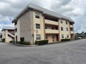 Building Photo - 8951 SW 72nd St