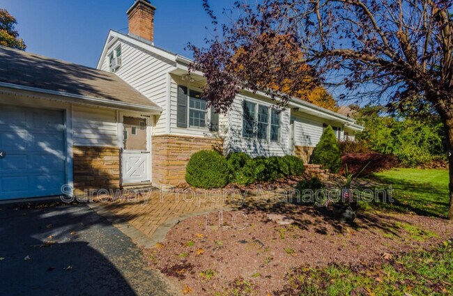Building Photo - 29 Tindall Rd