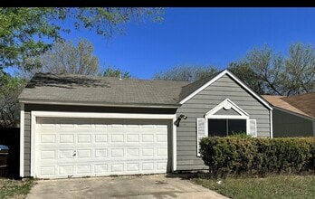 Building Photo - 10019 Birch Field Dr