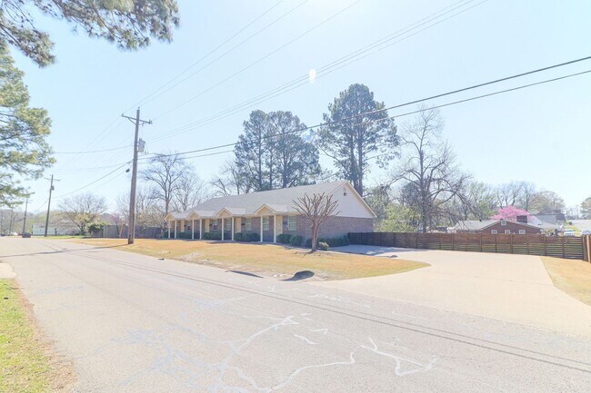 Foto del edificio - Luxury 1 Bedroom Downtown Jonesboro!