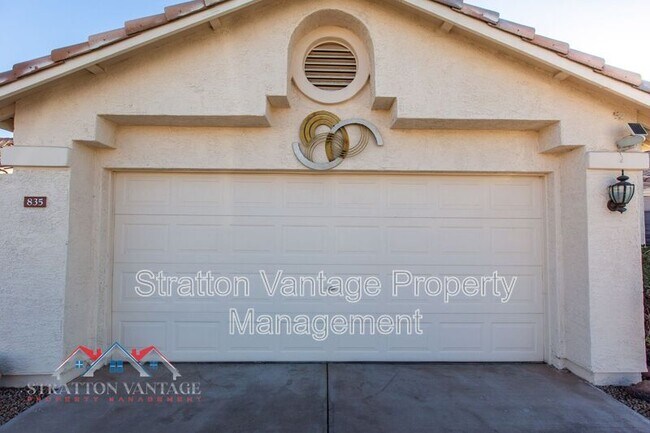 Foto del edificio - 835 W Geronimo St