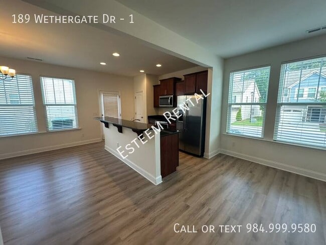 Building Photo - 189 Wethergate Dr