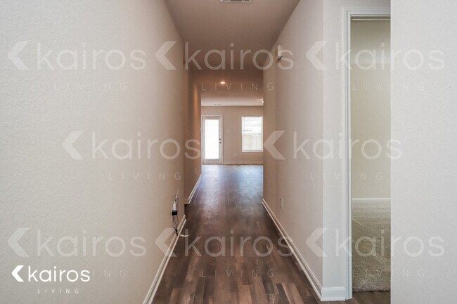Building Photo - 15581 Briar Forest Dr