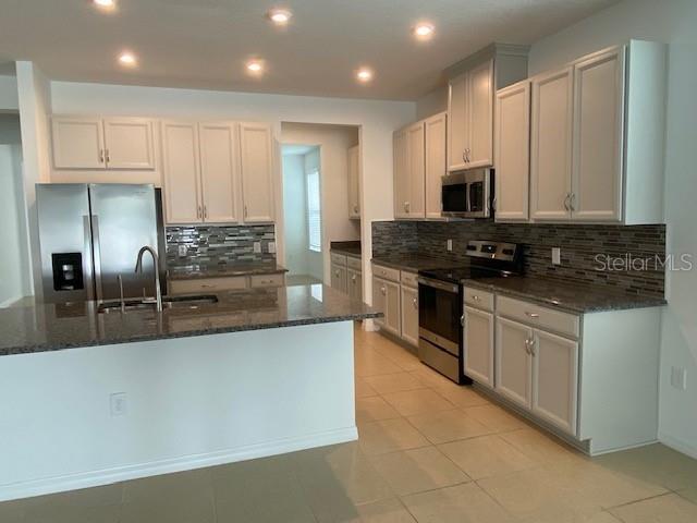 Building Photo - 1641 Goblet Cv St