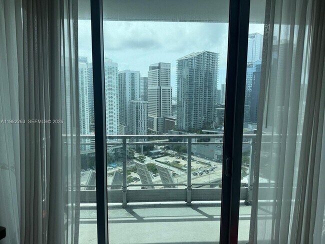 Foto del edificio - 90 SW 3rd St