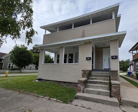 Building Photo - 840 S Maple Ave