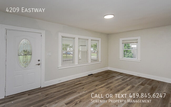 Building Photo - 4209 Eastway-