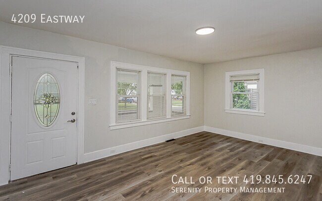 Foto del edificio - 4209 Eastway-