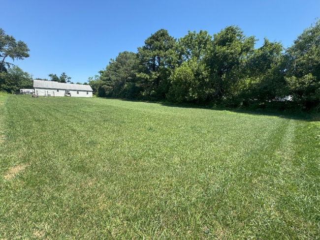 Foto del edificio - 3164 Walnut Shade Rd