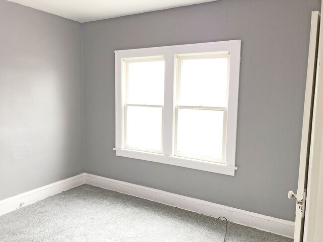 Foto del edificio - 3584 E 151st St