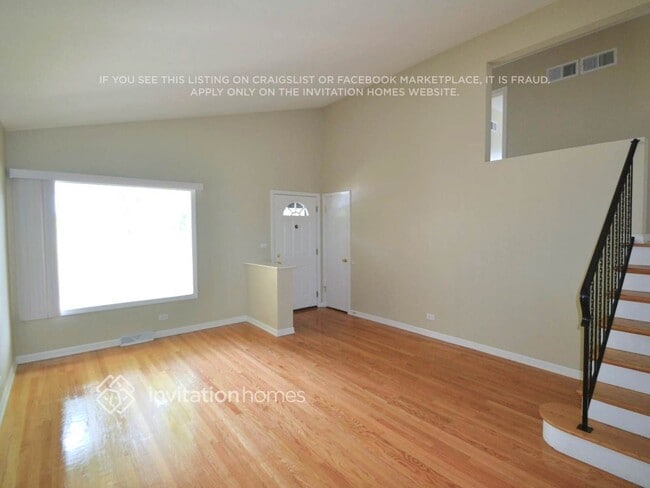 Building Photo - 418 S Kennicott Ave