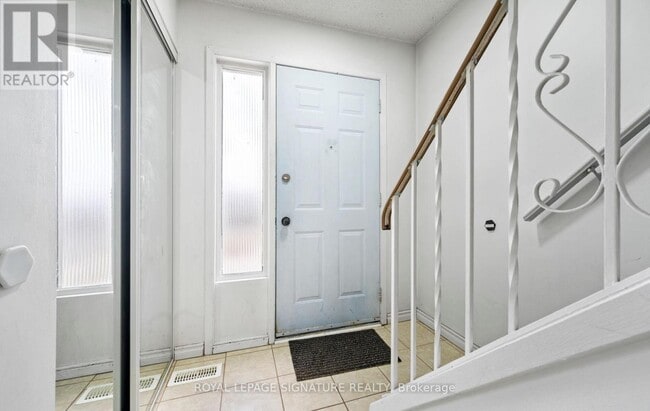 Photo du bâtiment - 262 Kenora Ave