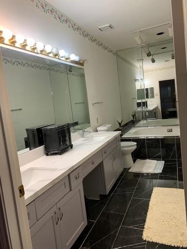 Master Bathroom - 3124 Holly Hall St