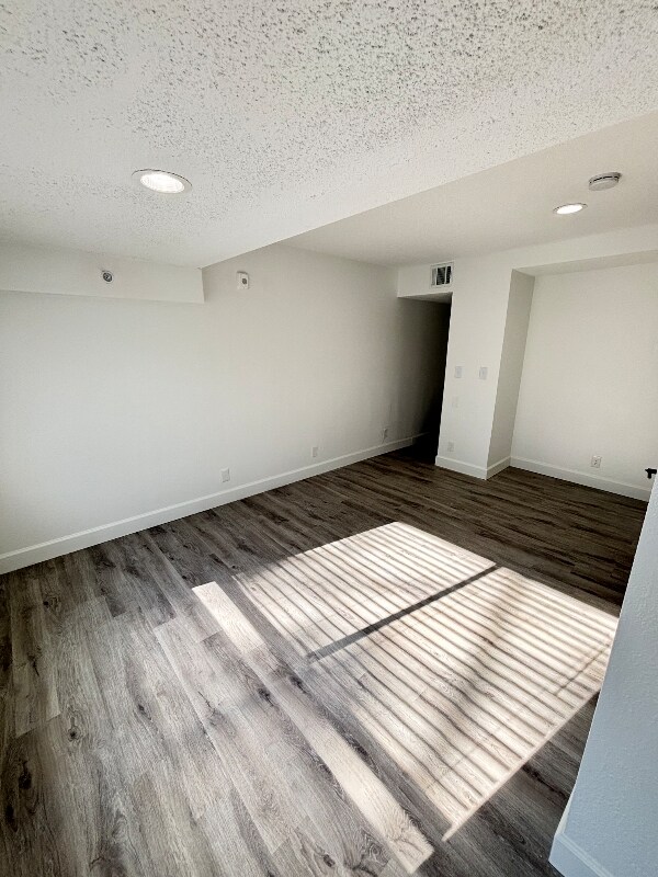 Building Photo - 1028 Navaho Dr