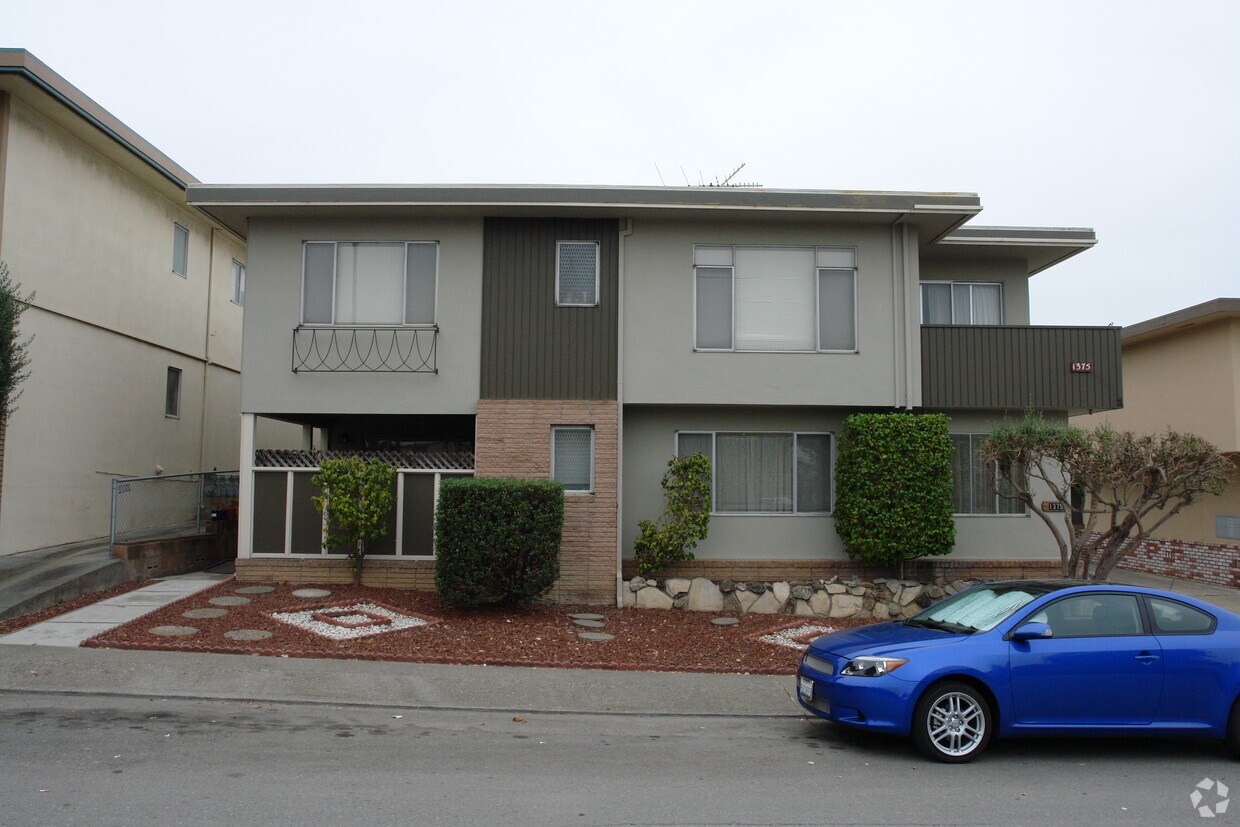 Foto del edificio - 1375 Broadway