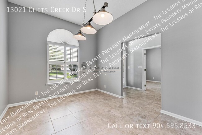 Building Photo - 13021 Chets Creek Dr S