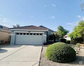 Building Photo - 3577 E Juanita Ave