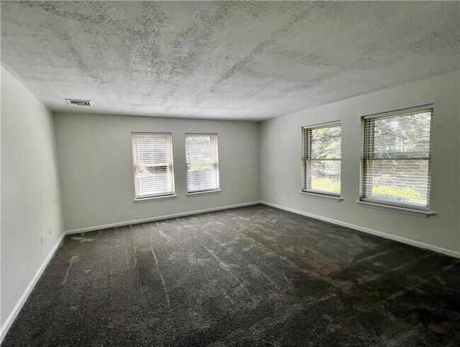 Foto del edificio - 3524 W Shore Rd