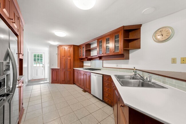 Foto del edificio - 17 Hillside Ave