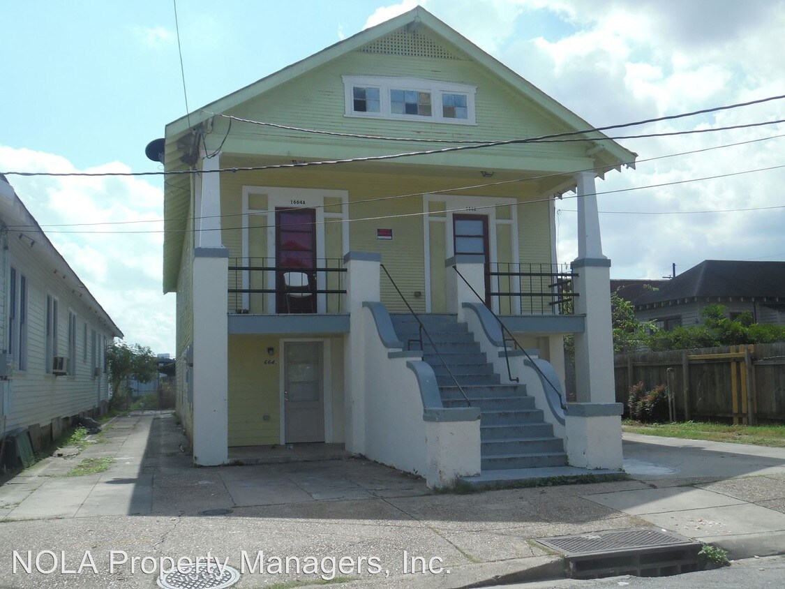 Primary Photo - 1662-1664 Abundance St