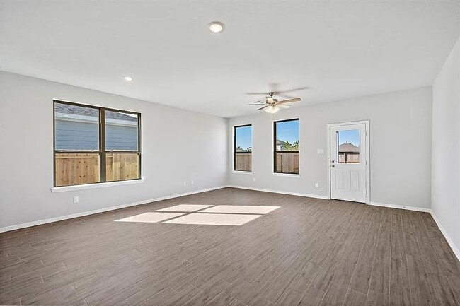 Building Photo - 14520 Jelly Pnes Dr