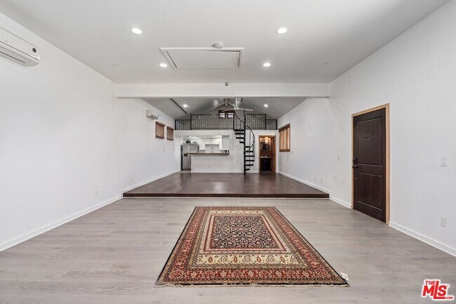 Foto del edificio - 6438 W 87th Pl