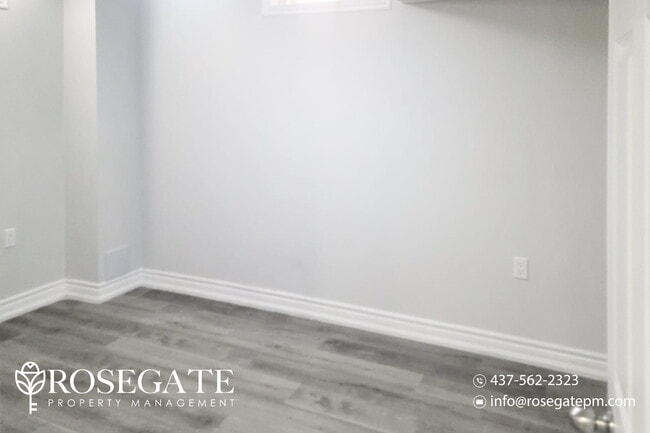 Building Photo - Bright 2-Bedroom Basement Apartment in Aja...