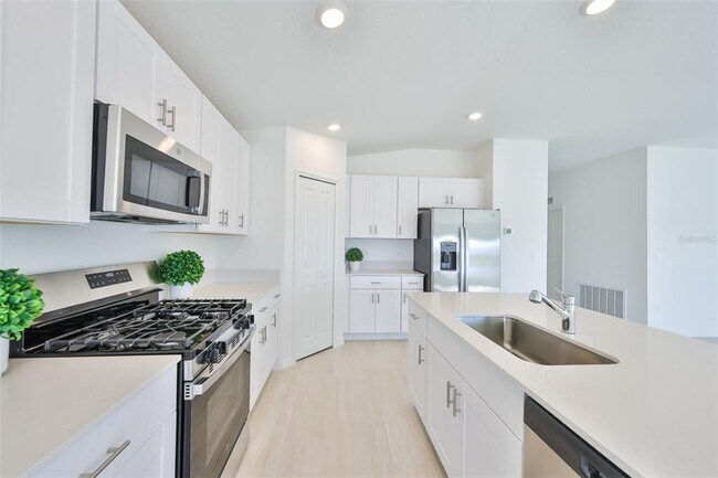 Foto del edificio - 12418 RADIANT CRYSTAL ROSE