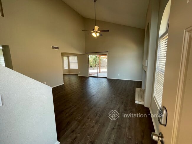 Building Photo - 4526 E Harmony Ave