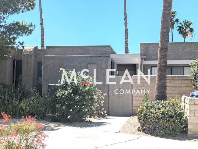 Building Photo - Beautiful 2BD/2BA Sunrise Oasis Condo with Resort Amenities