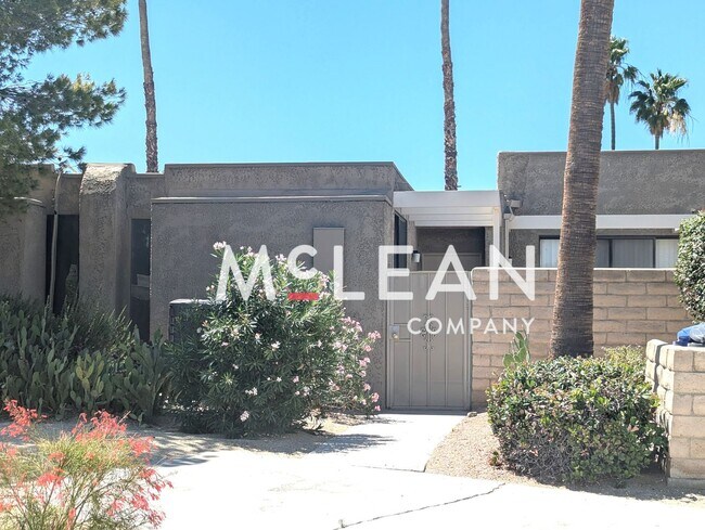Foto del edificio - Beautiful 2BD/2BA Sunrise Oasis Condo with Resort Amenities