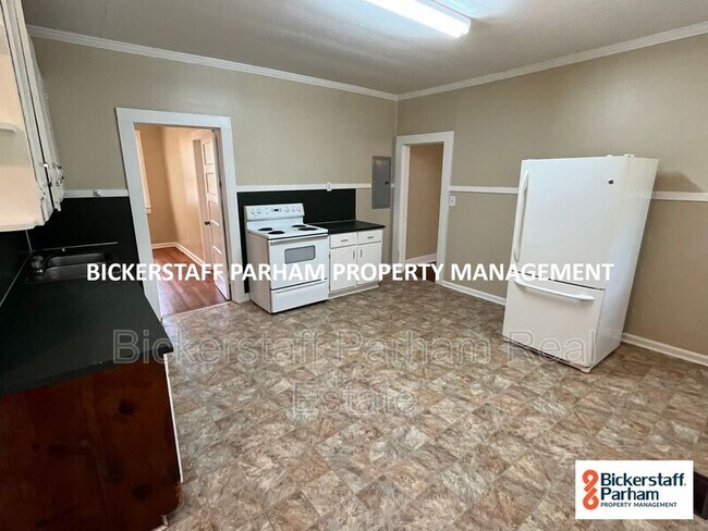 Building Photo - 4254 Forrest Rd