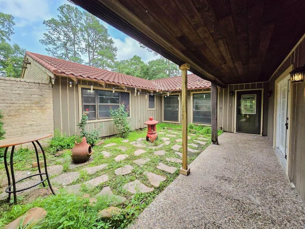 Primary Photo - 215 W North Hill Dr