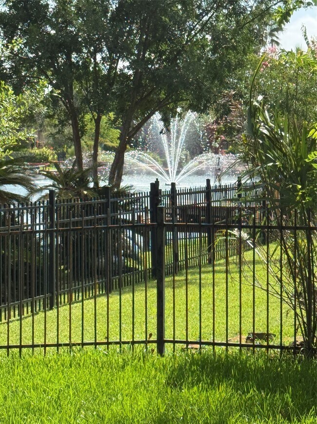 Building Photo - 11902 Miramar Shores Dr