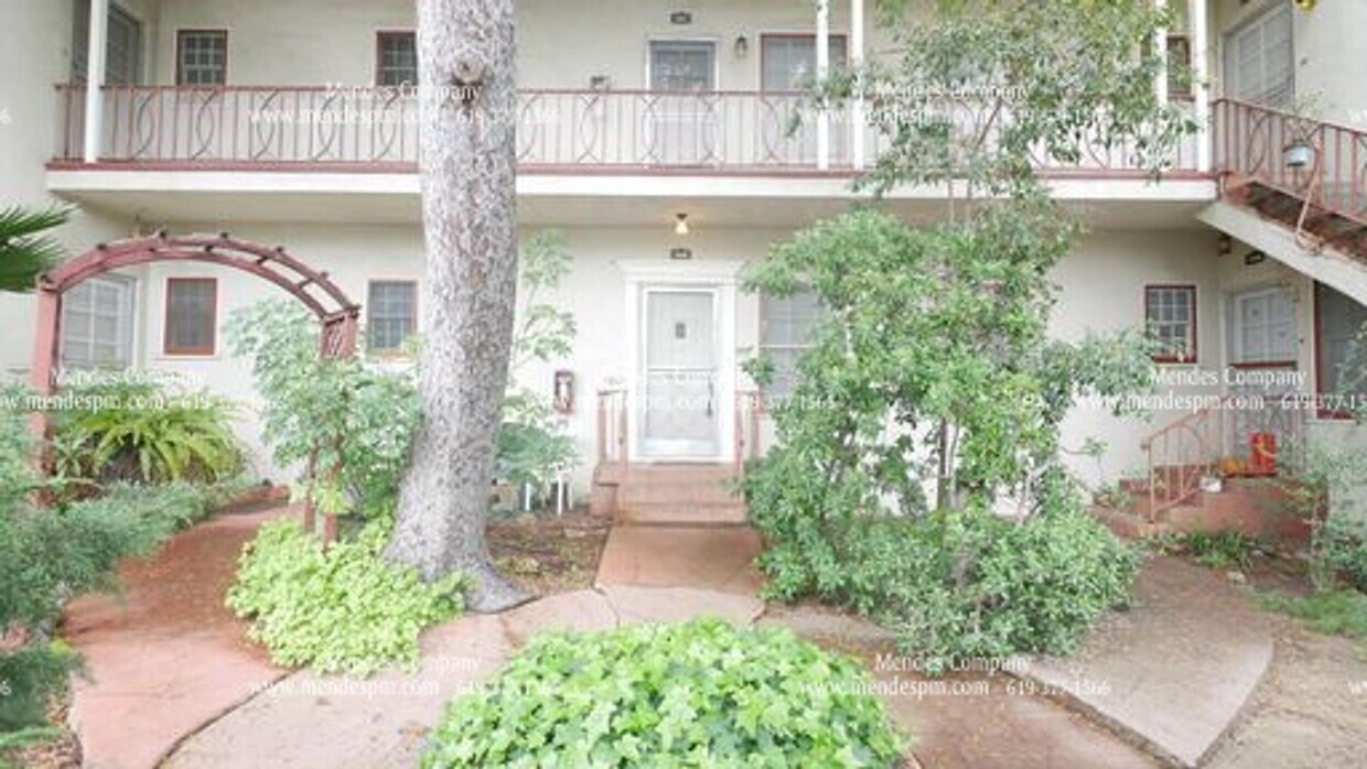 Primary Photo - Charming 1 bd/ 1 bth Apartment Home in Hil...