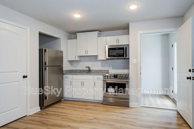 Foto del edificio - 247 Stribling Ave