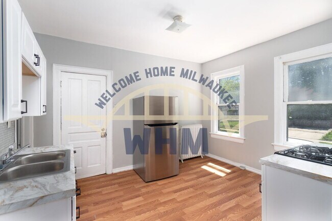 Foto del edificio - 2800 N Holton St