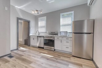 Building Photo - 4524 Innes Ave