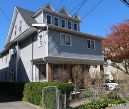 Building Photo - 1485 Iranistan Ave