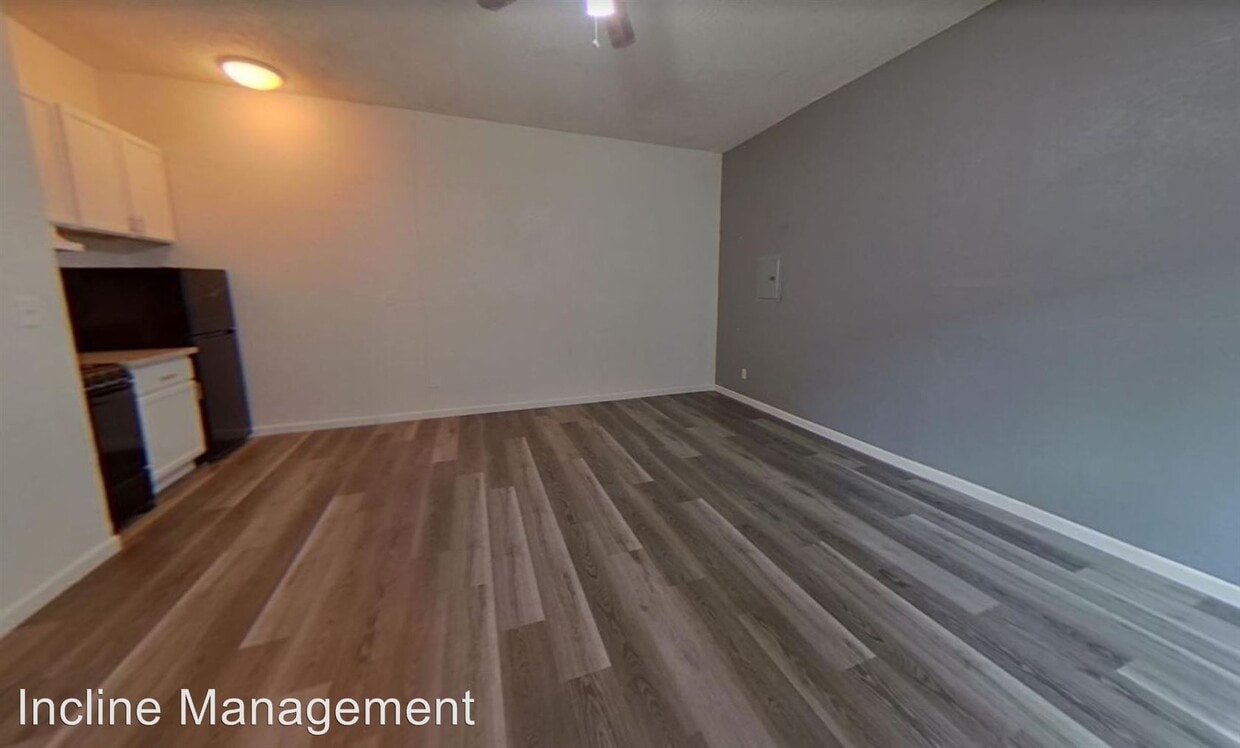 7301 Florin Woods Dr, Sacramento, CA 95823 Room for Rent in