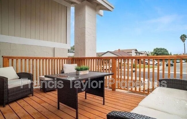 Foto del edificio - 13837 Paseo Cardiel