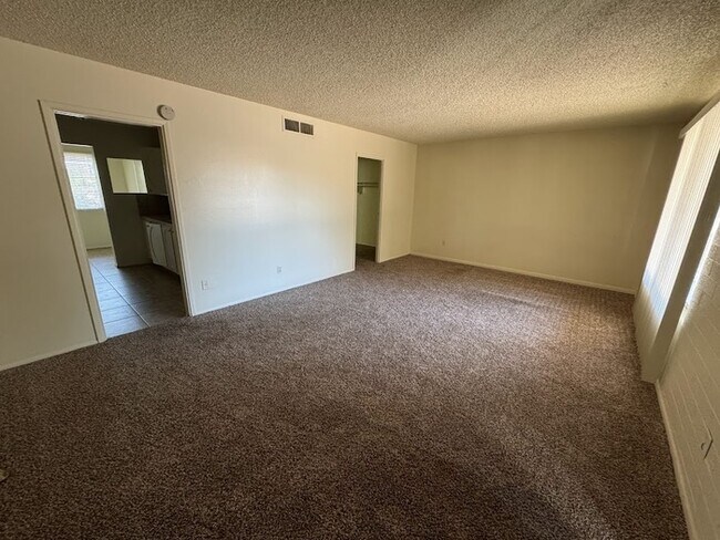 Foto del edificio - West Phoenix Townhome