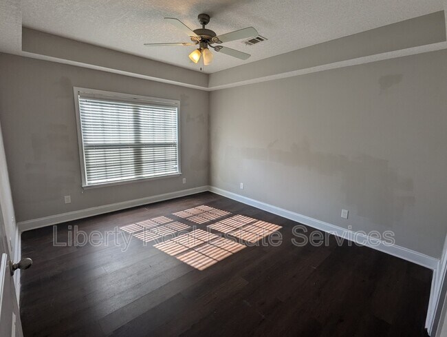 Foto del edificio - 407 Bradwell St